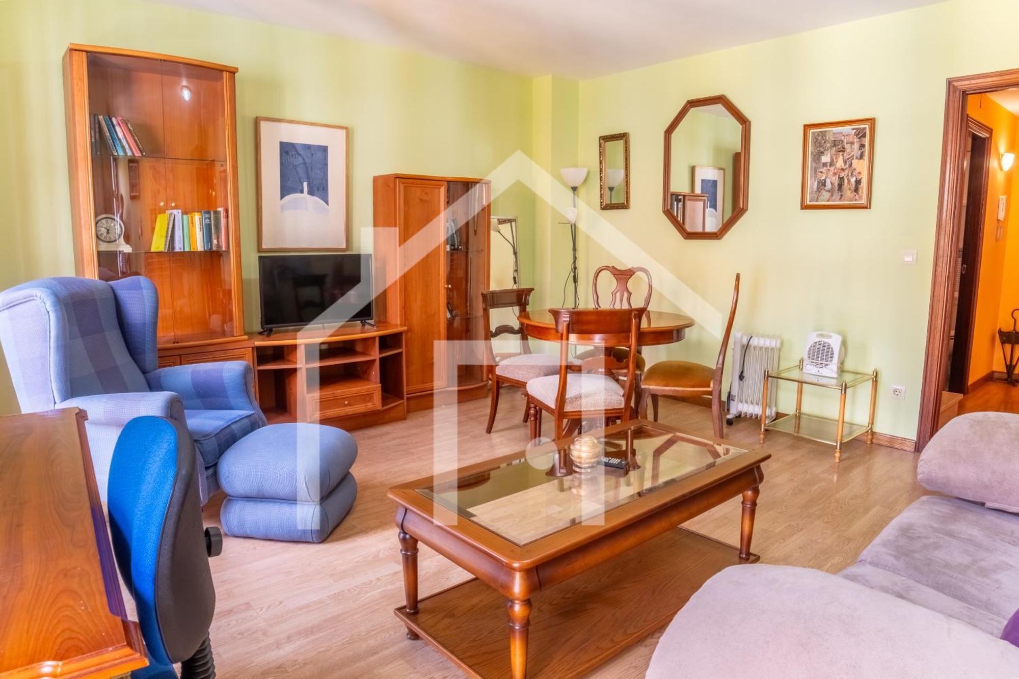 Apto Galiana - En Centro. Apartment Avilés